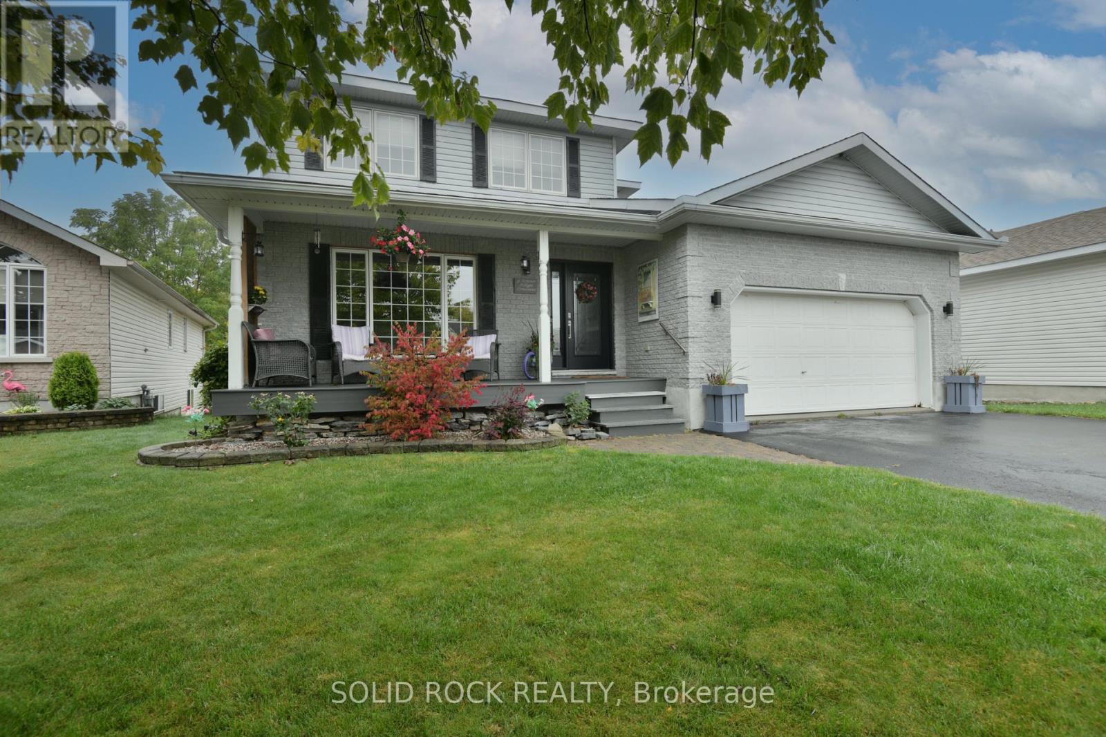 3 River Ridge Cres, Arnprior, ON K7S 3W1