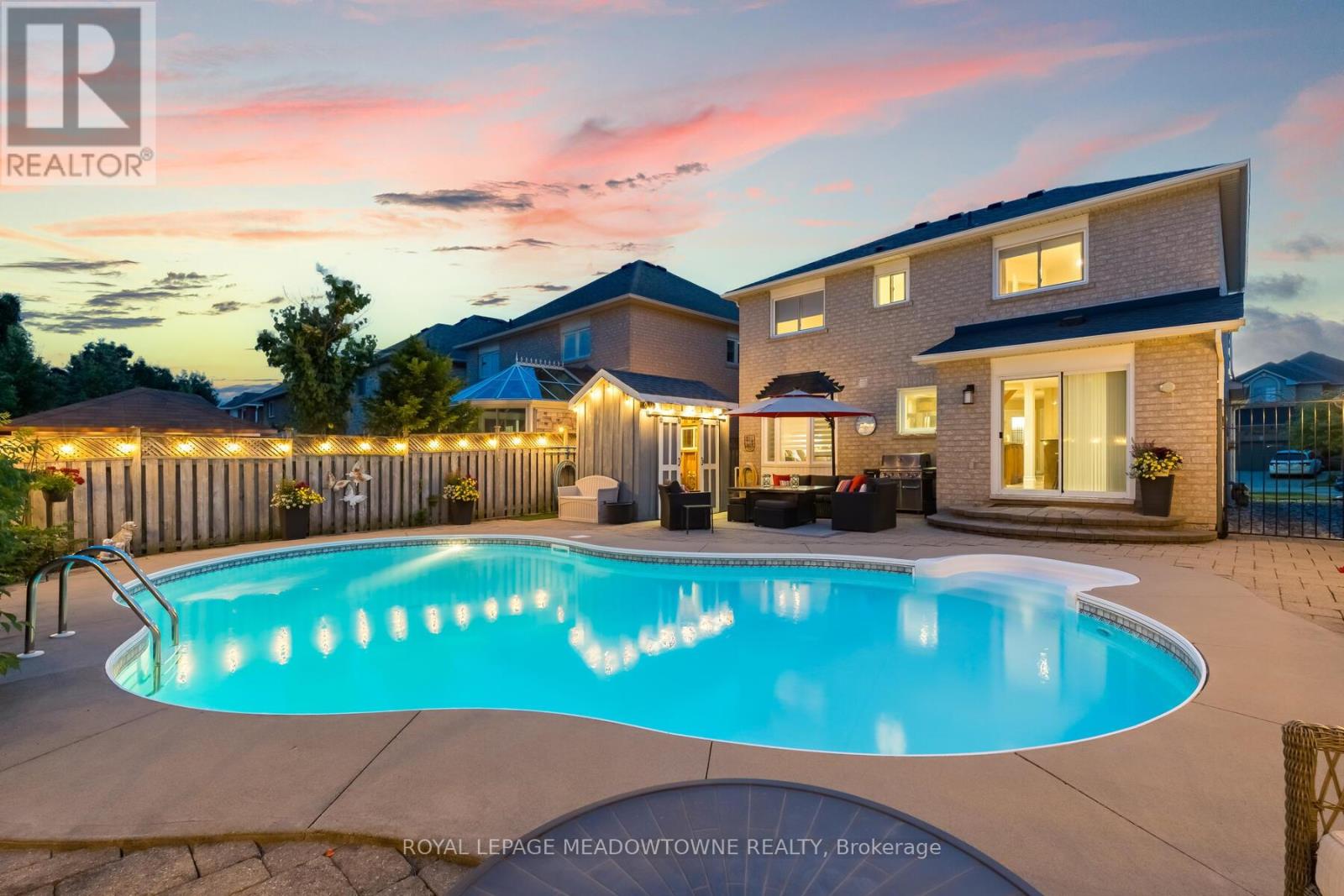 16 Chester Cres, Halton Hills, ON L7G 5W4