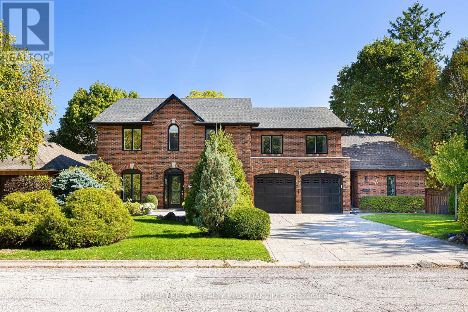 679 Green Ravine Dr, Hamilton Ancaster, ON L9G 4C7