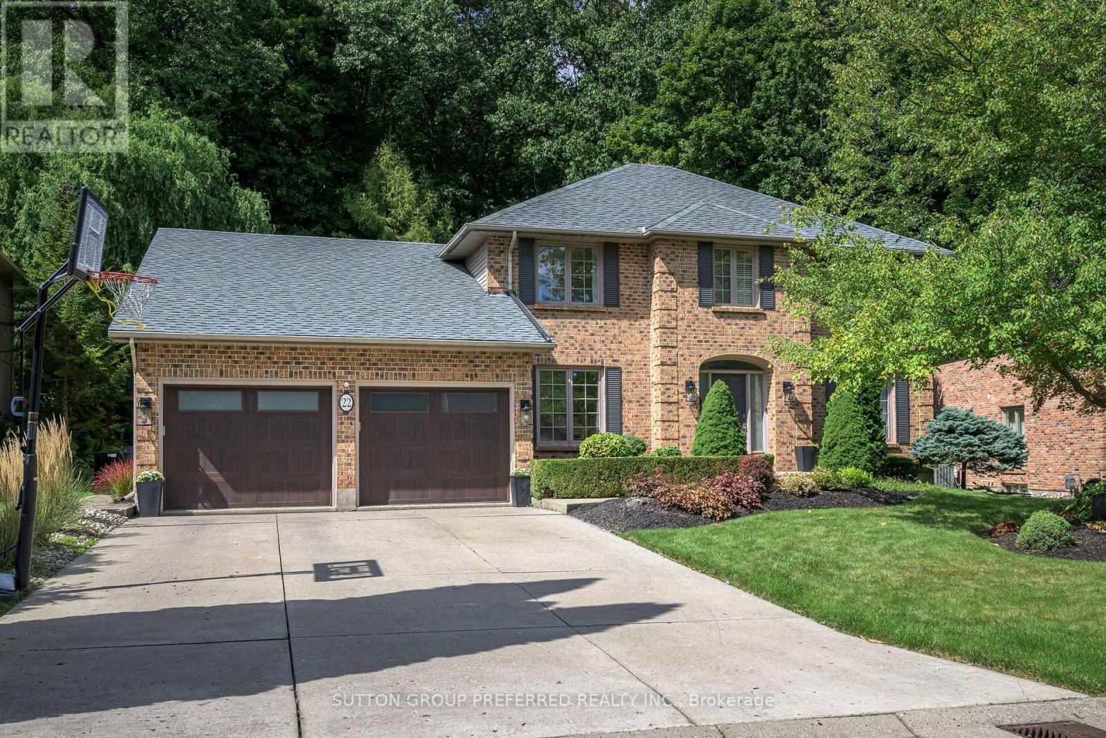 22 Mapleton Pl, London, ON N6K 4A5