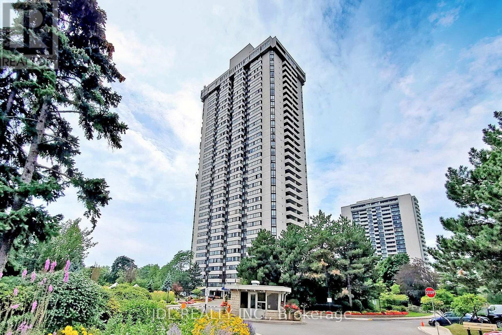 2405 3303 Don Mills Rd, Toronto Don Valley Village, ON M2J 4T6