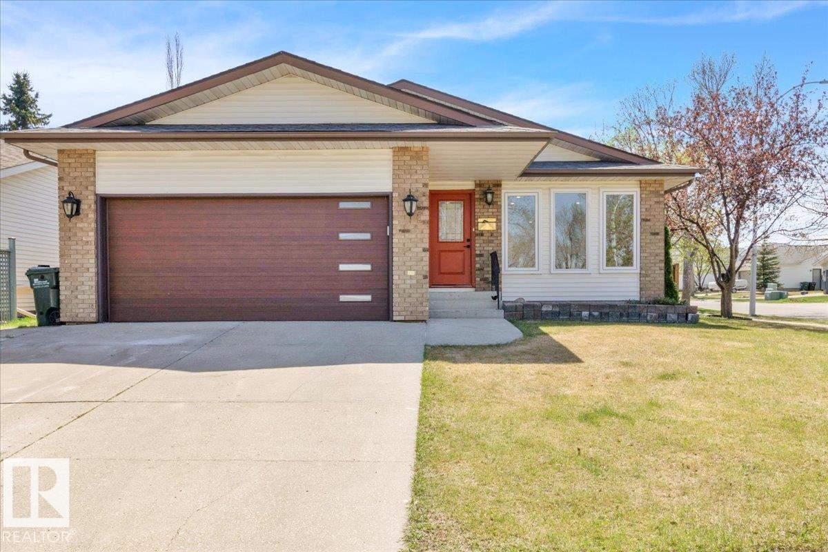 1 Coachman Pl, Sherwood Park, AB T8H 1C1