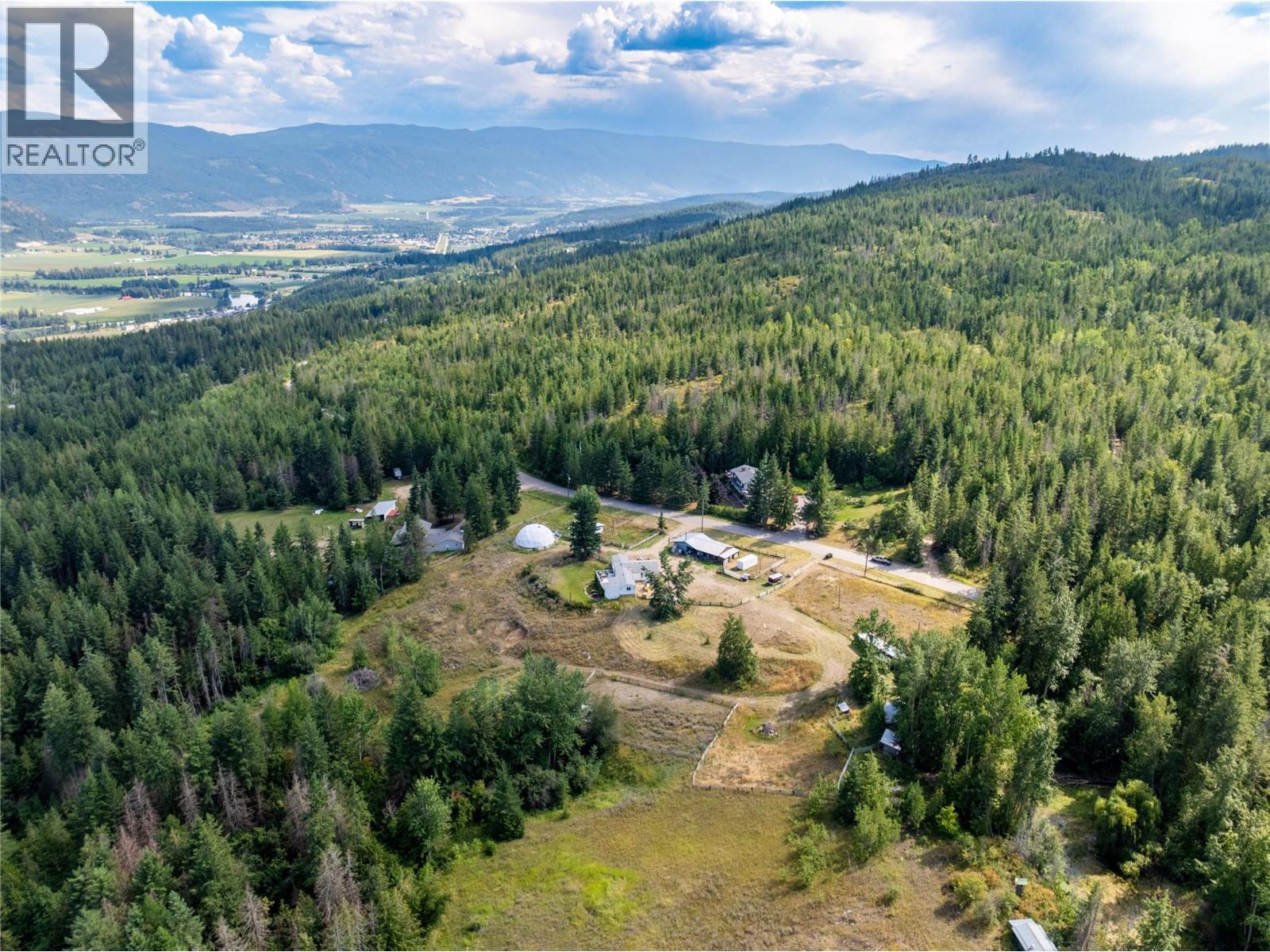 397 Glenmary Rd, Enderby, BC V0E 1V3