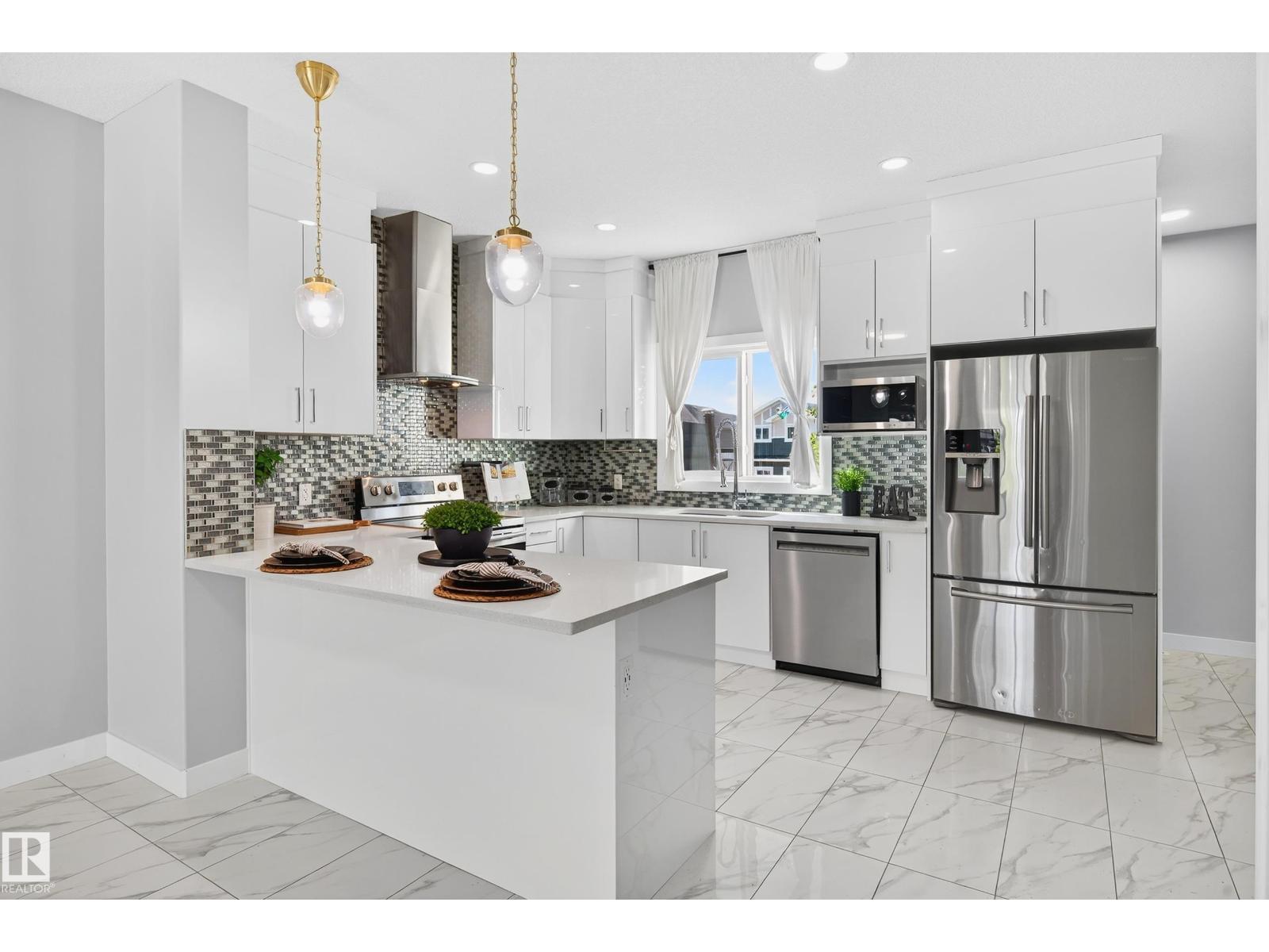 35 St Unit 4710, Beaumont, AB T4X 2Y4
