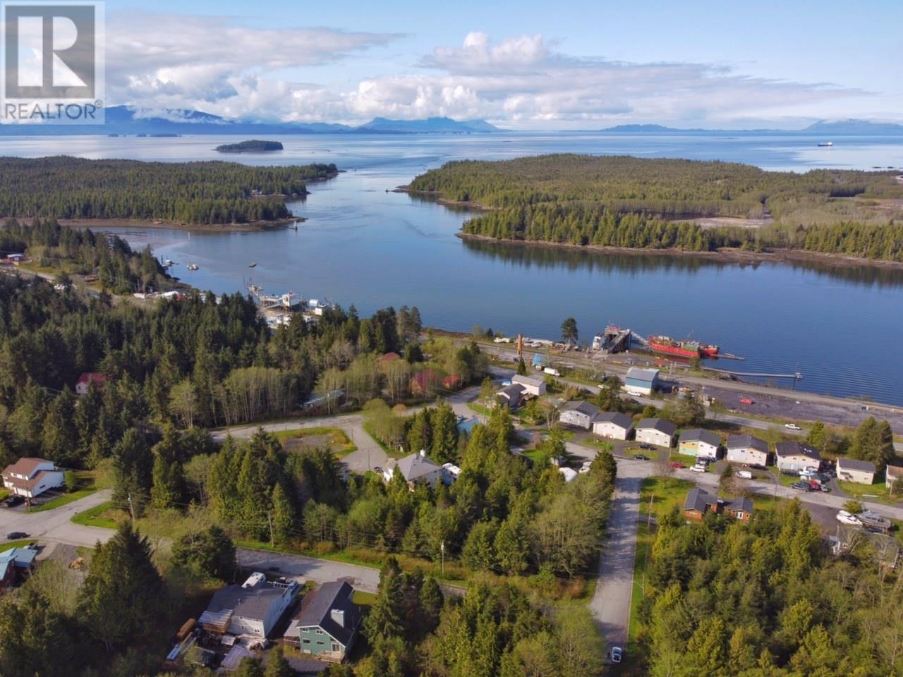 908 Jubilee Dr, Port Edward, BC V0V 1G0