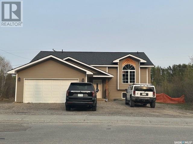 1303 Studer St, La Ronge, SK S0J 1L0