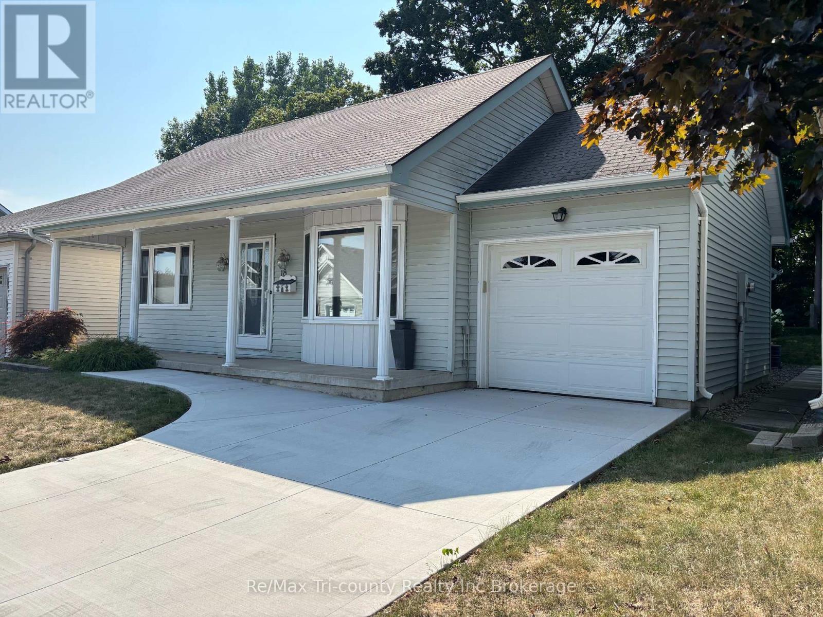 18 Wilkins Cres, Tillsonburg, ON N4G 5M6