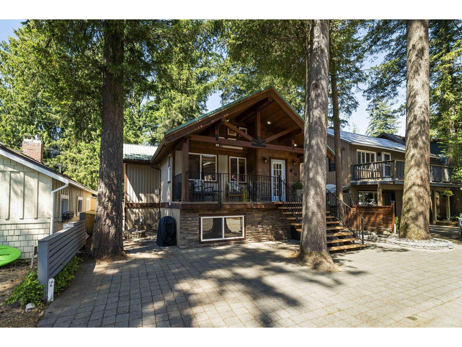 311 Spruce Streetcultus Lk N, Cultus Lake, BC V2R 4Y7