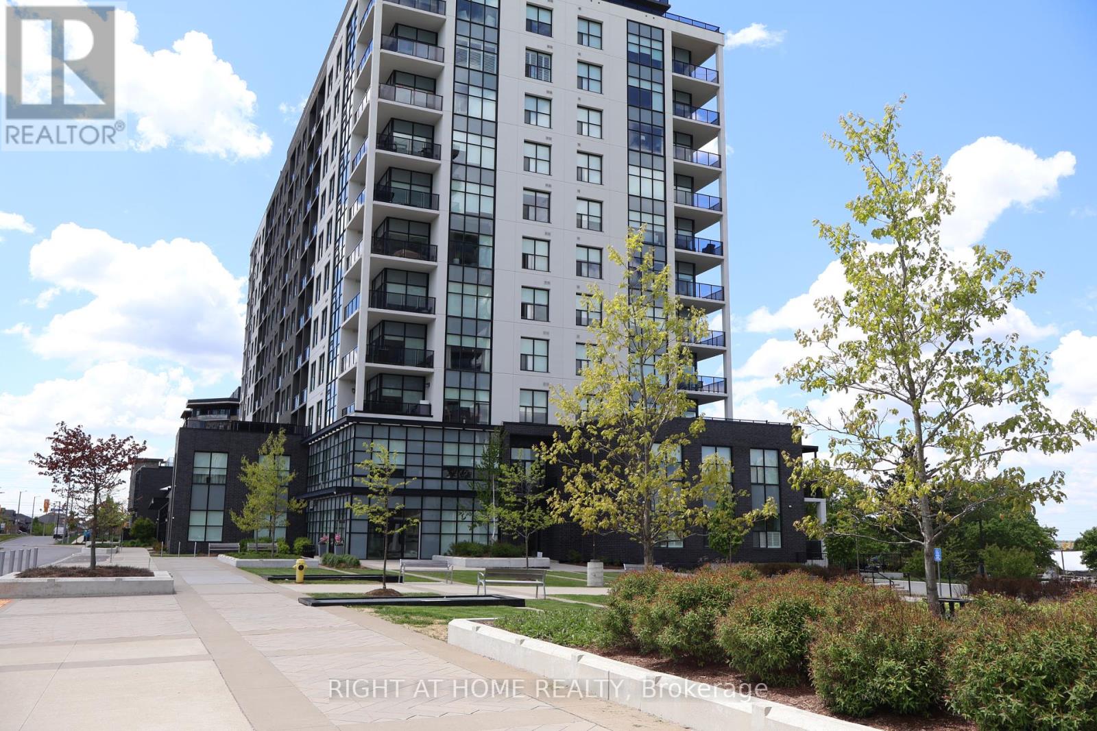 1006 1880 Gordon St, Guelph Pineridgewestminster Woods, ON N1L 0P5