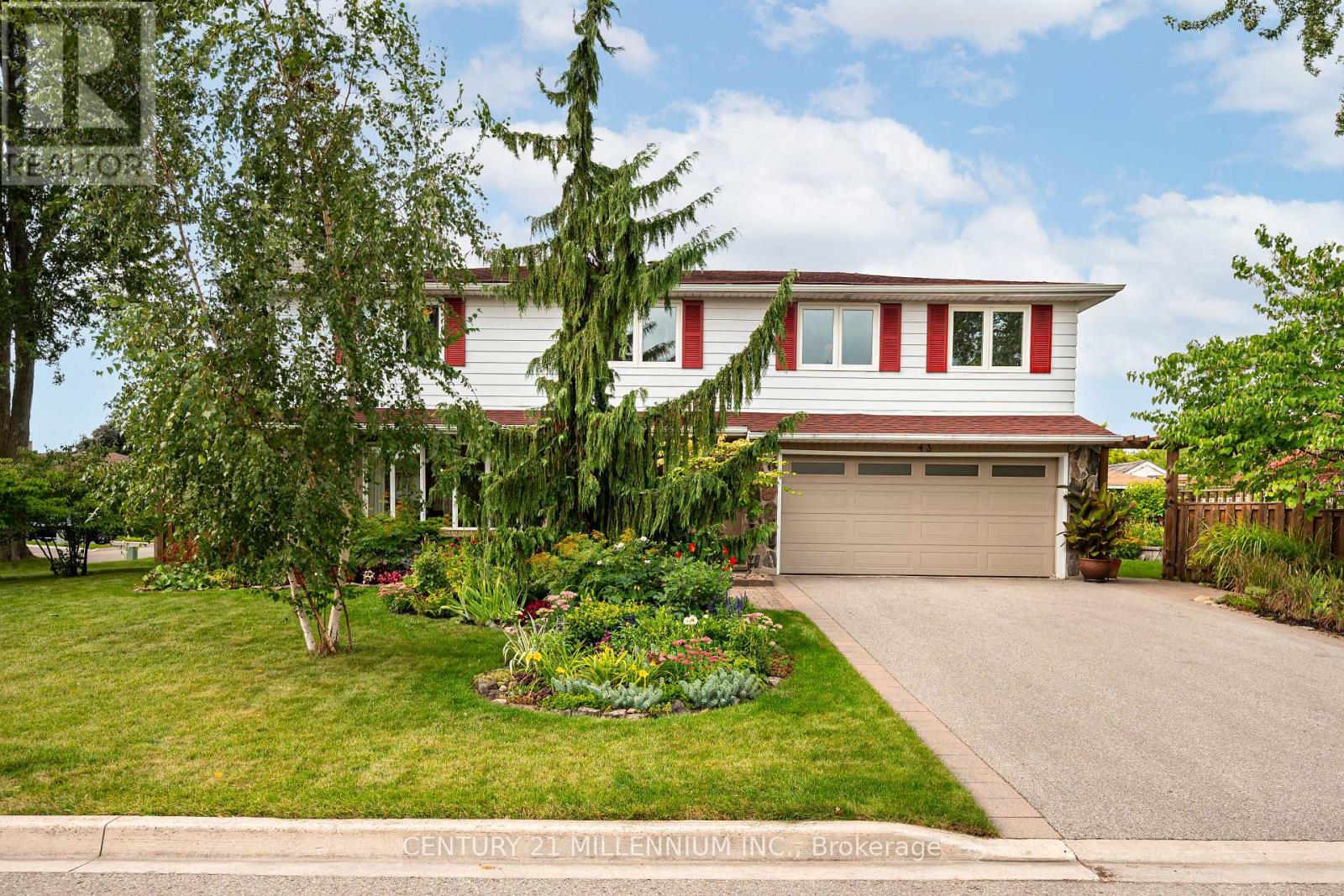 23 Erindale Cres, Brampton, ON L6W 1B6