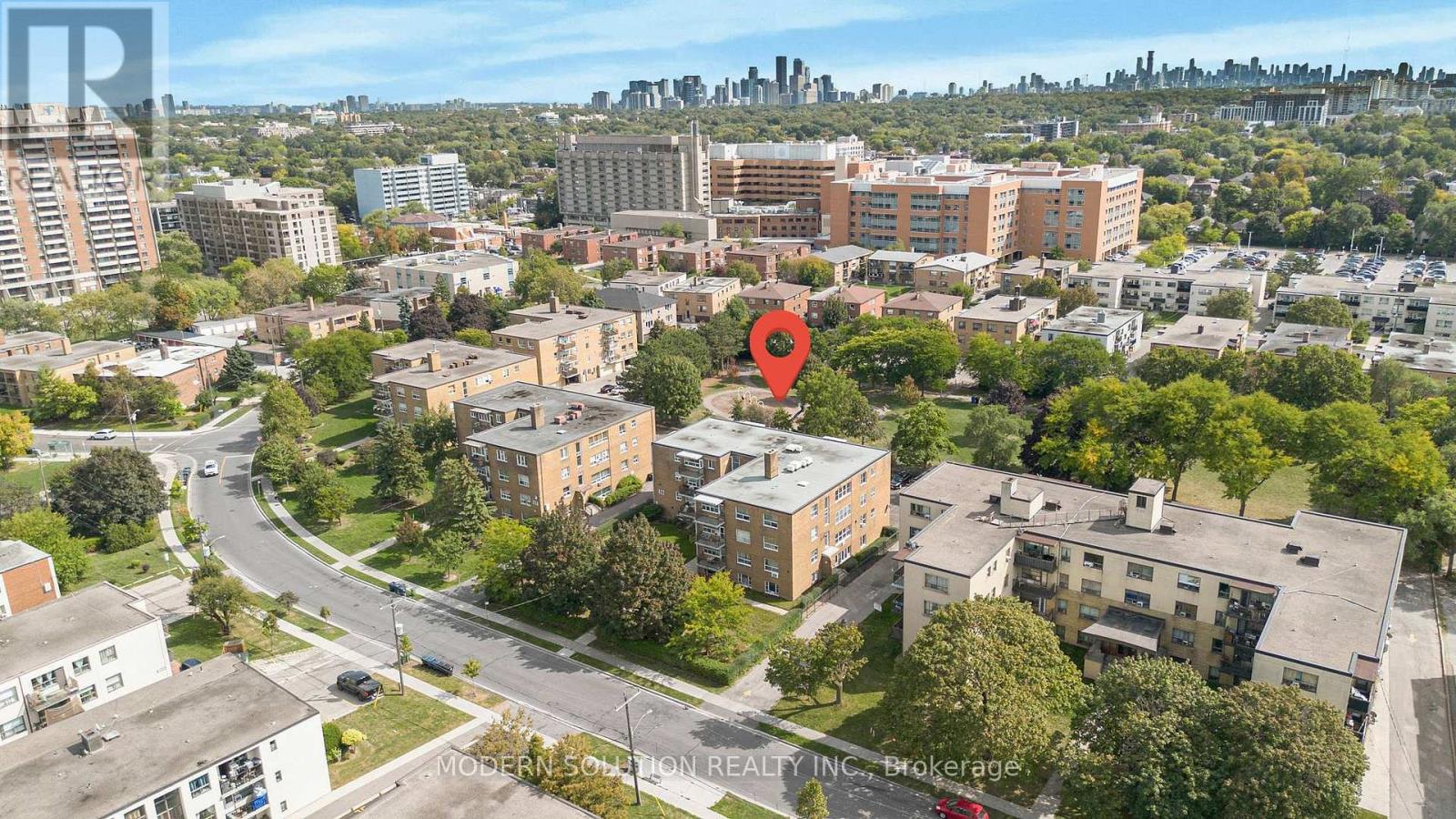 104 59 Neptune Dr, Toronto, ON M6A 1X2