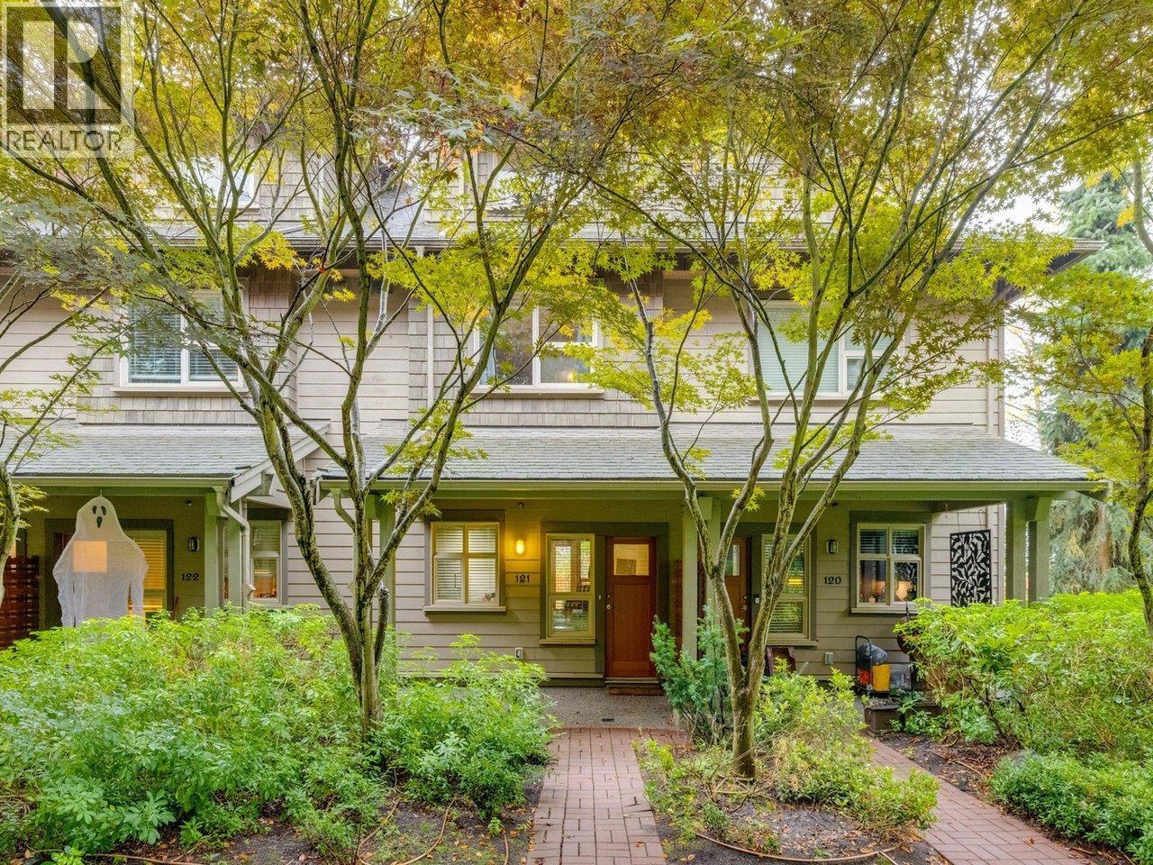 250 Salter Street Unit 121, New Westminster, BC V3M 0B7