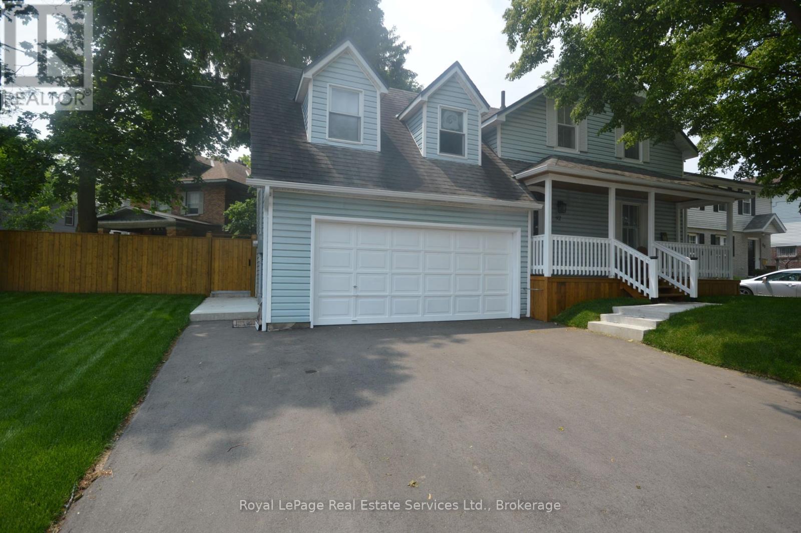 92 Adam St, Cambridge, ON N3C 2K6