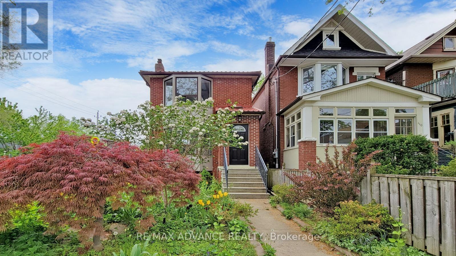 108 Eaton Ave, Toronto, ON M4J 2Z7