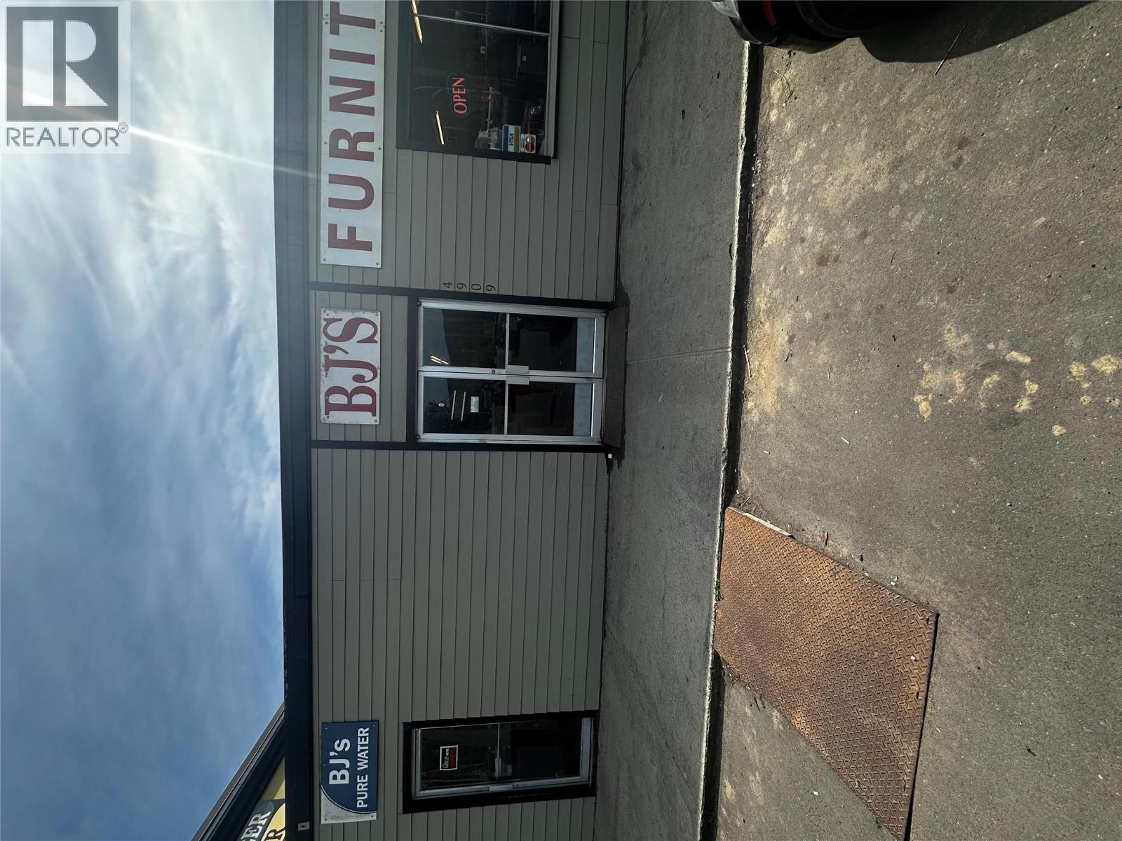 4909 S Access Rd, Chetwynd, BC V0C 1J0