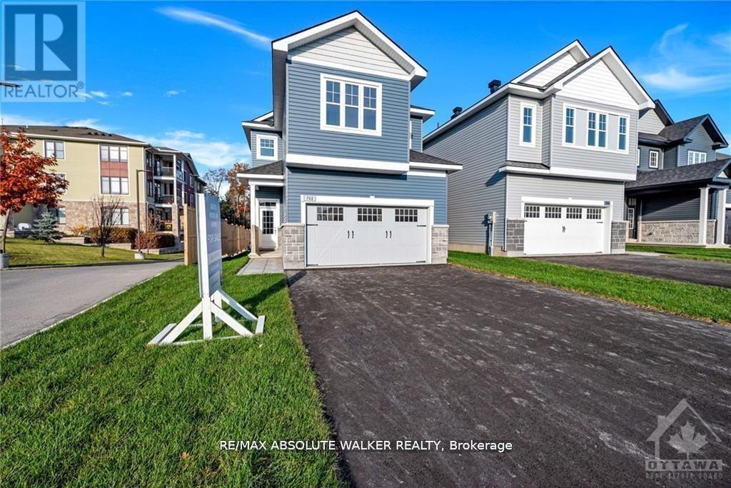 702 Du Rivage St, Clarence-Rockland, ON K4K 1T2