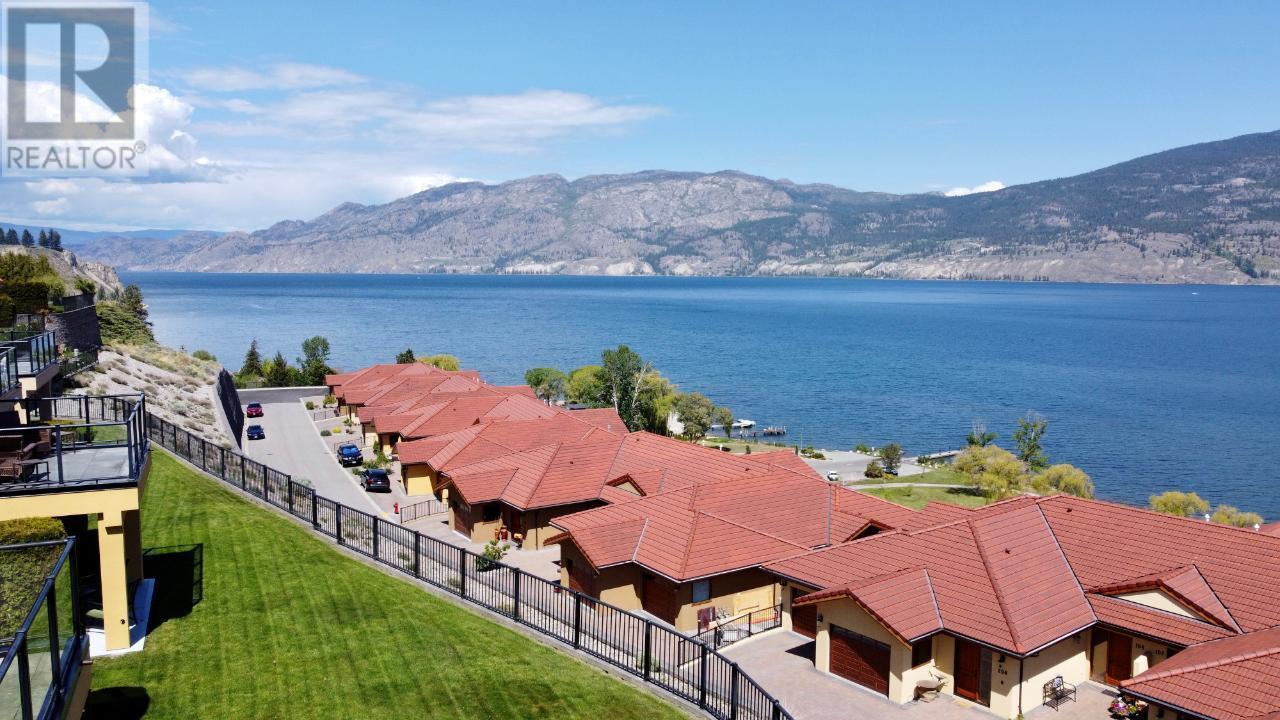 14451 Downton Avenue Unit 201, Summerland, BC V0H 1Z1
