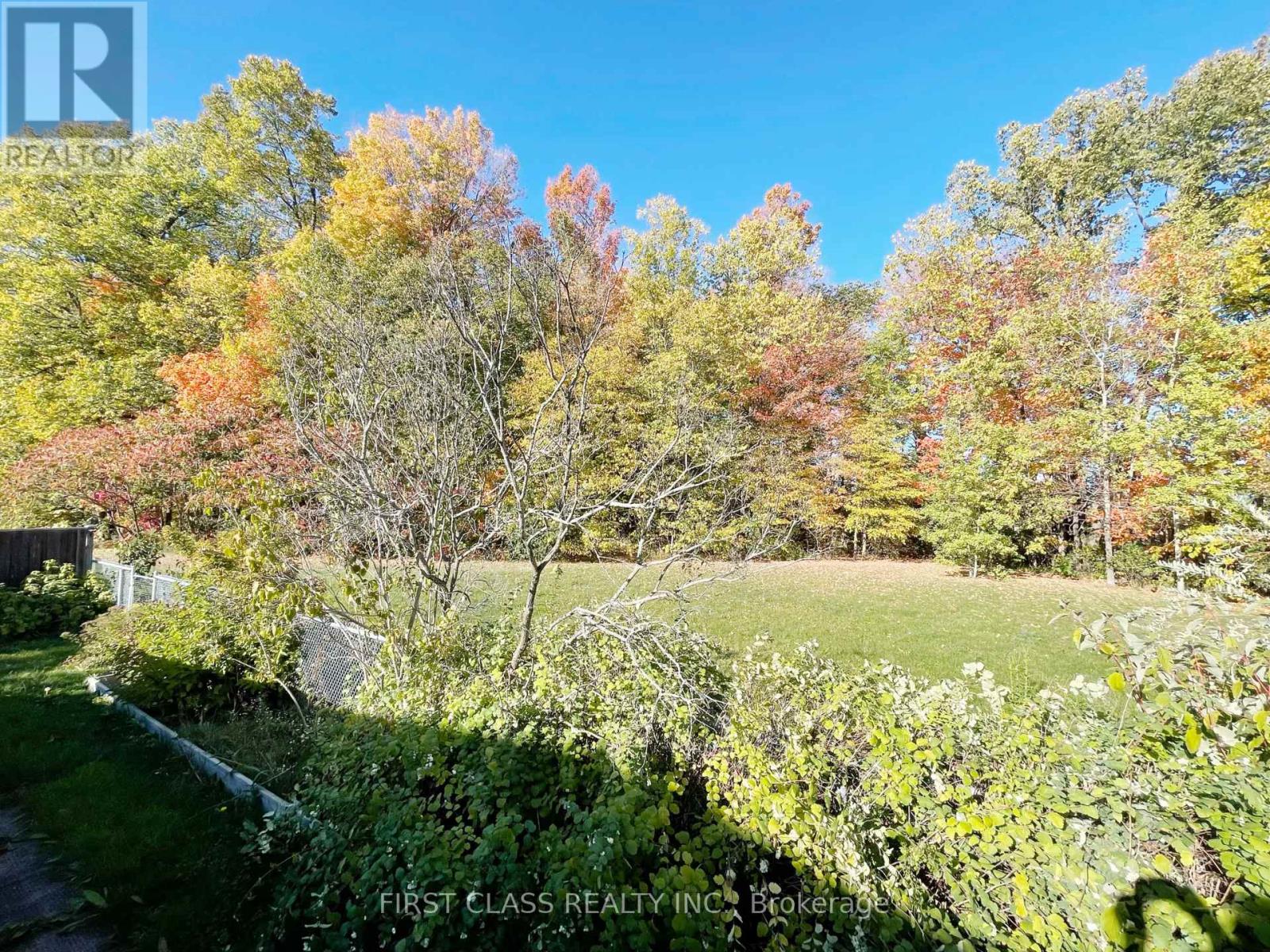 1905 Webster Blvd, Innisfil, ON L9S 2A6