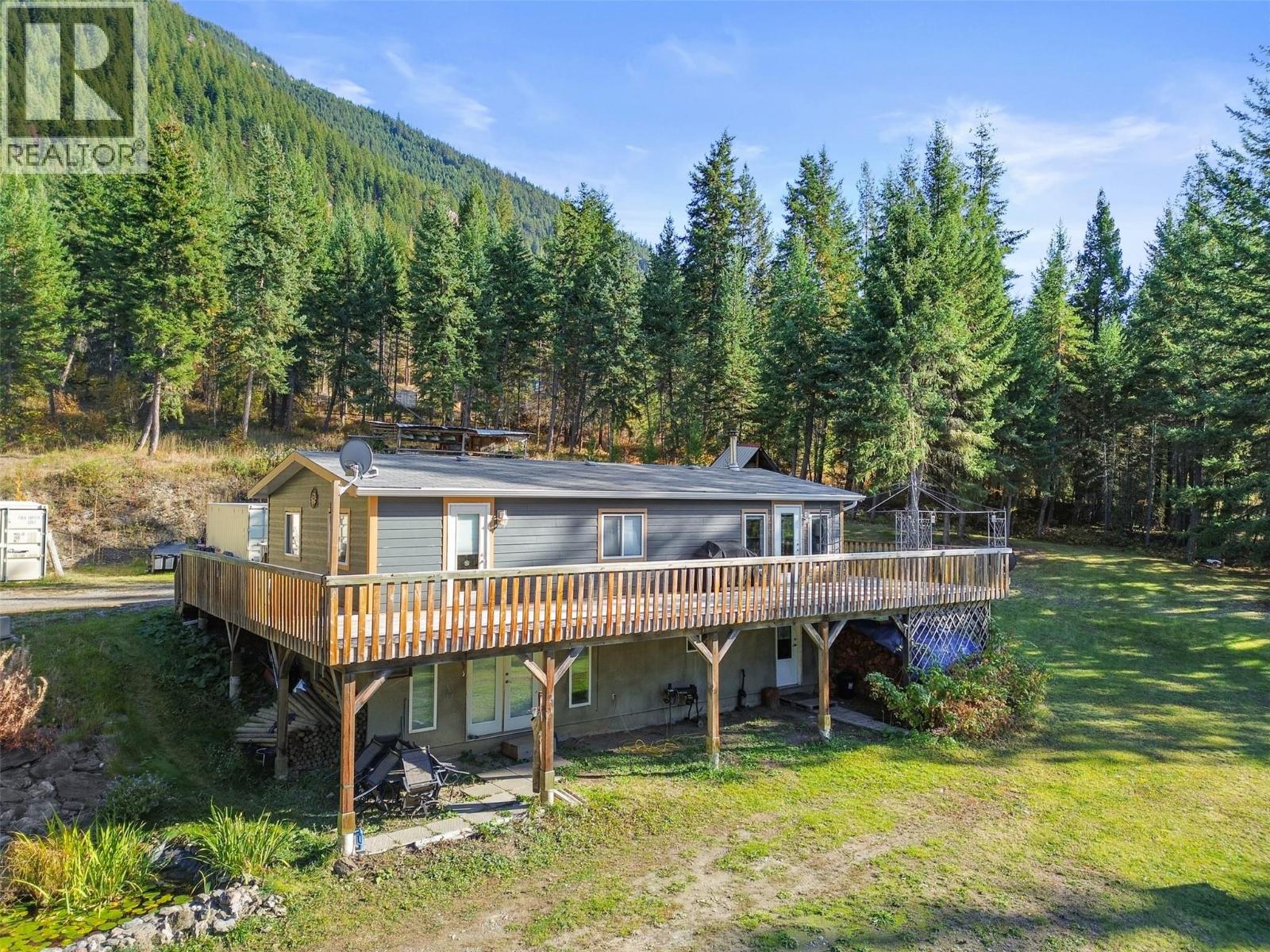 3760 Glengrove Rd, Barriere, BC V0E 2E0