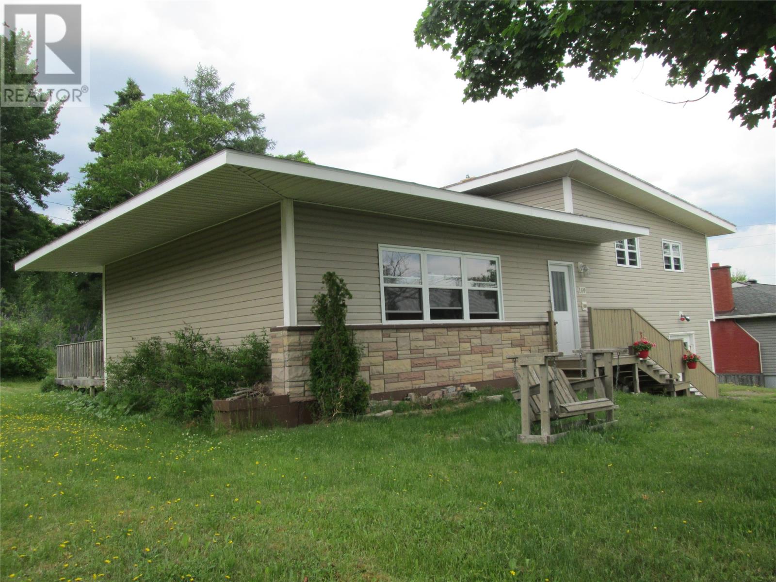 160 Goodyear Ave, Grand Falls-Windsor, NL A2A 1M4