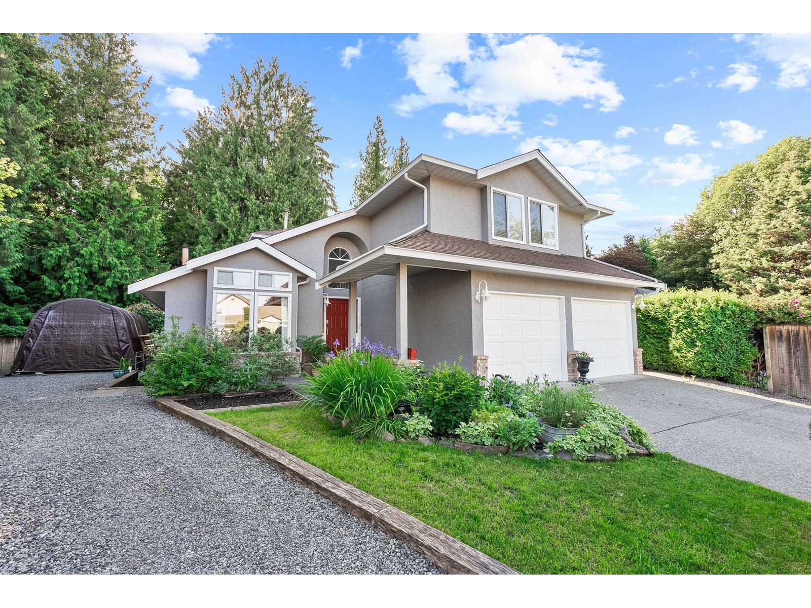 3055 Eastview St, Abbotsford, BC V2S 6W3