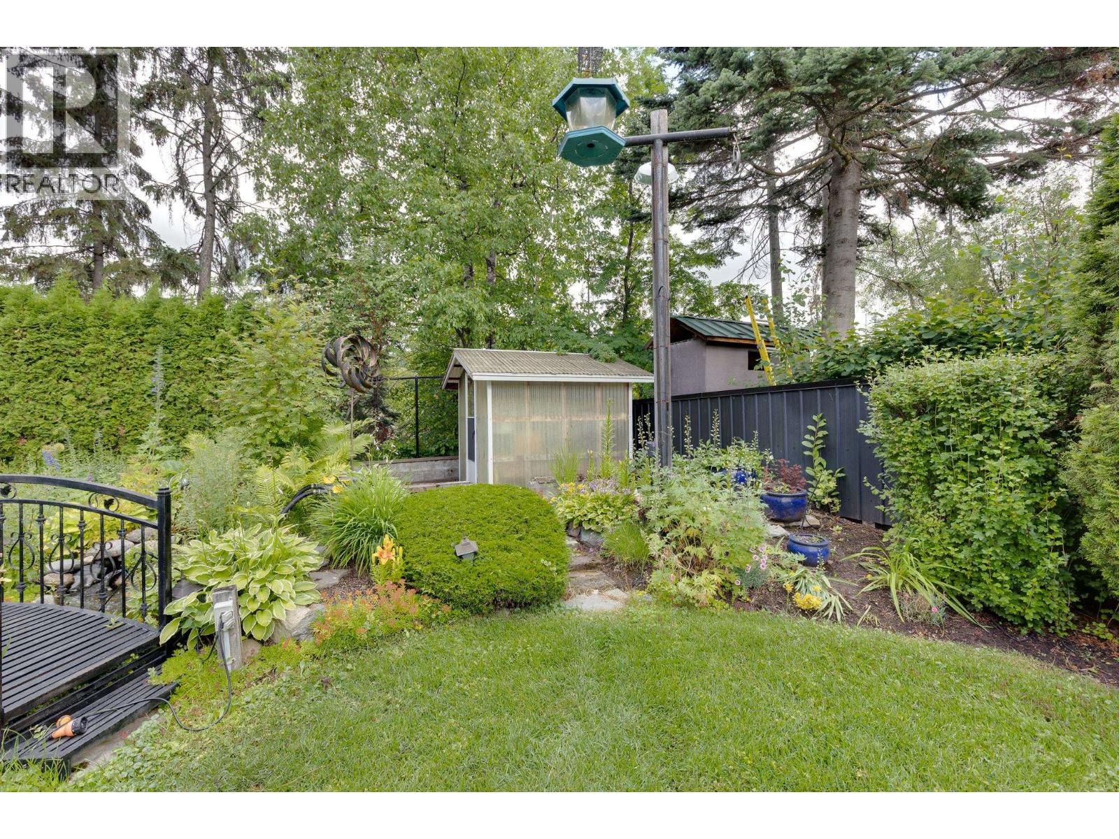 2500 Hammond Ave, Prince George, BC V2M 1A5