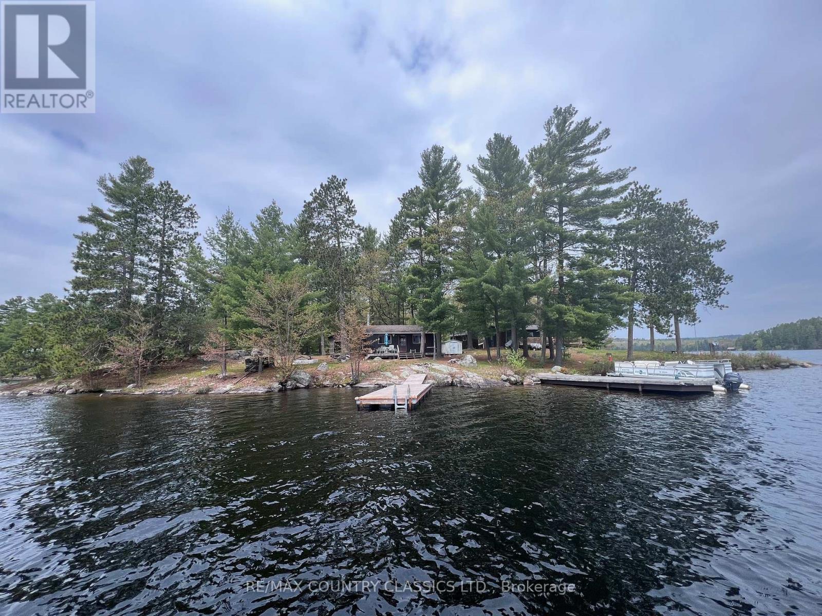 910 Weslemkoon Lk, Addington Highlands Addington Highlands, ON K0L 2M0