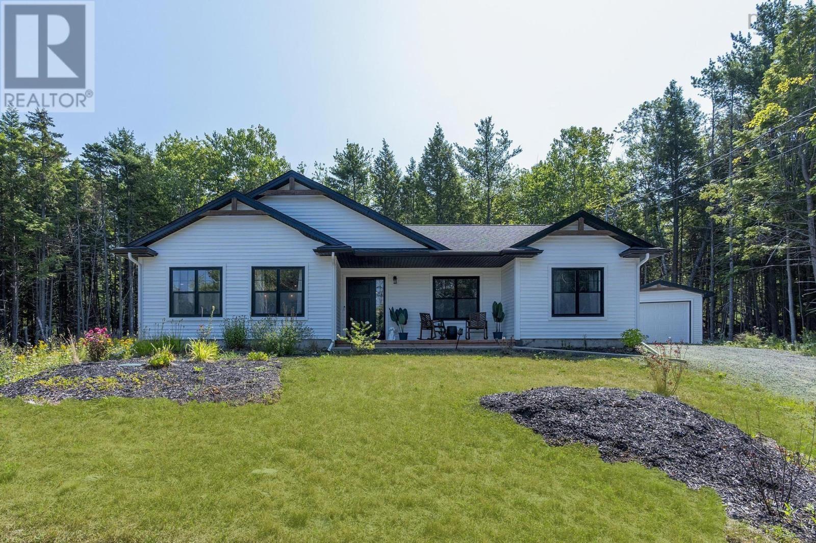 4838 Highway 2, Wellington, NS B2T 1B6
