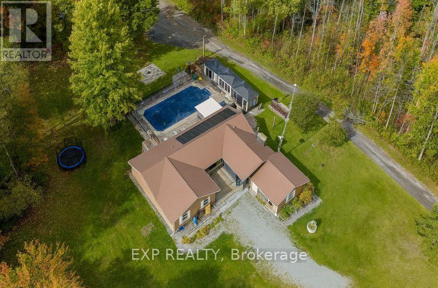 24762 Weirs Side Rd, Georgina, ON L0E 1N0