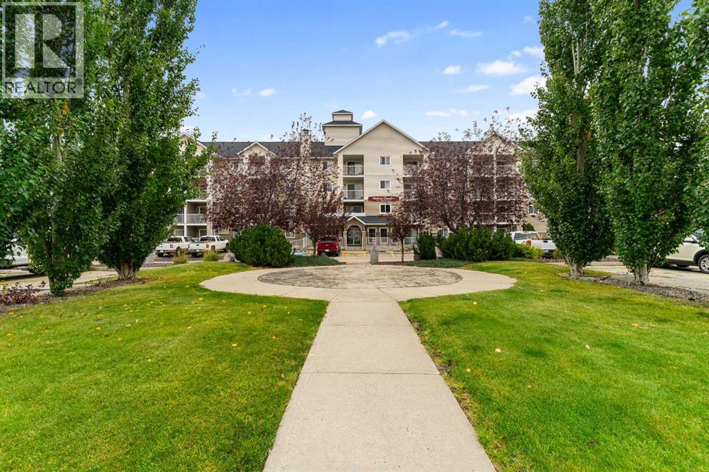 11230 104 Avenue Unit 301, Grande Prairie, AB T8V 0P3