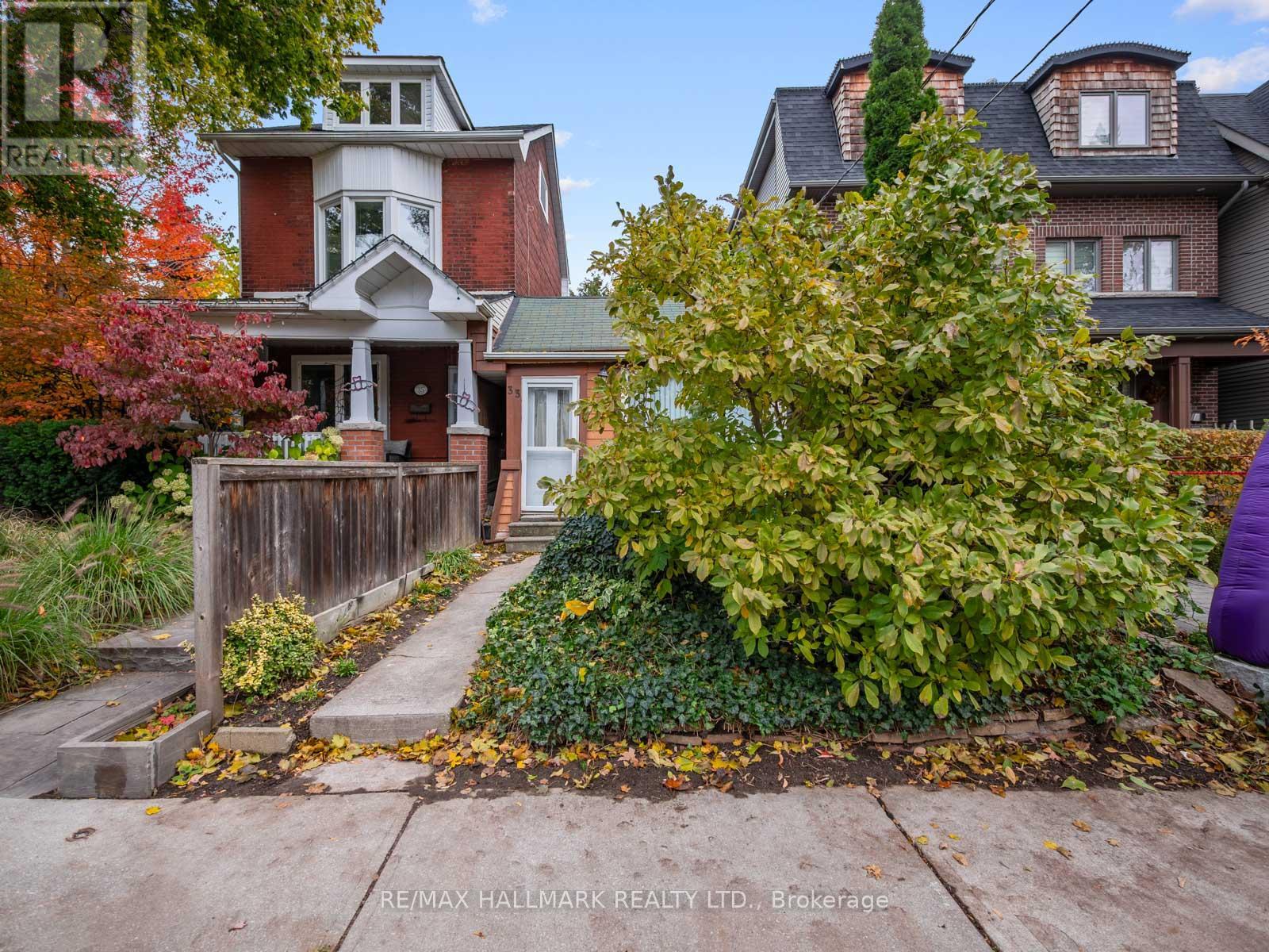 33 Earl Grey Rd, Toronto, ON M4J 3L3