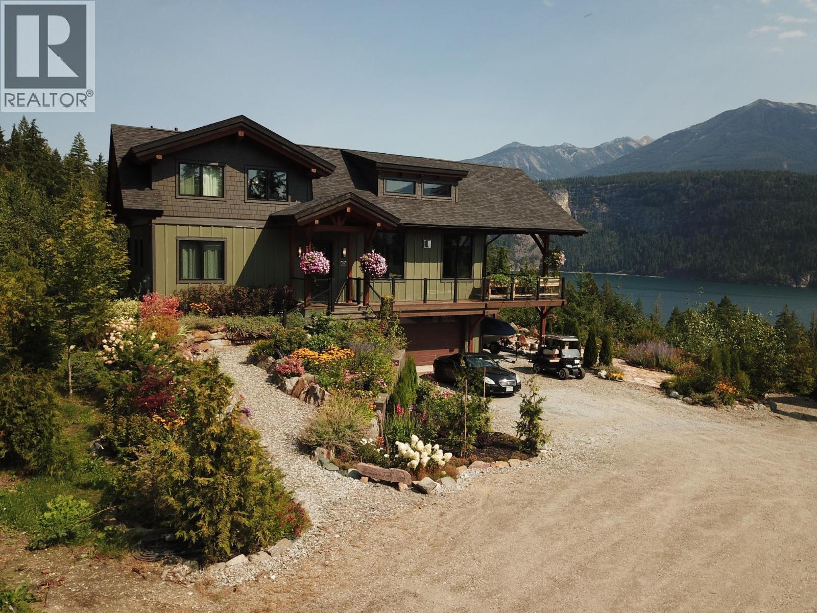 26 Birchgrove Bnd, Kaslo, BC V0G 1M0
