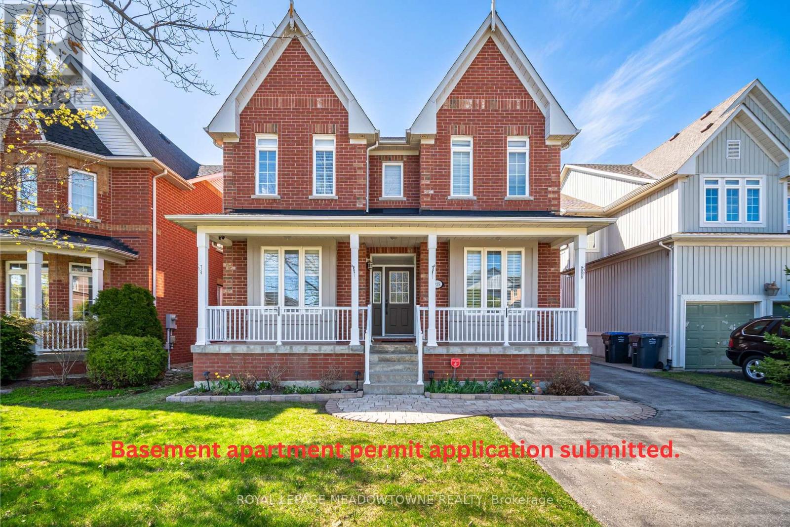 915 Gaslight Way, Mississauga, ON L5W 1A2