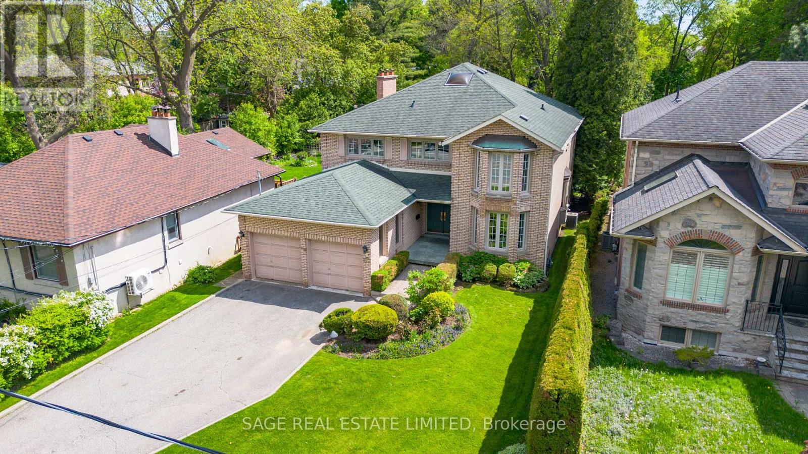 172 Burnhamthorpe Rd, Toronto, ON M9A 1H6