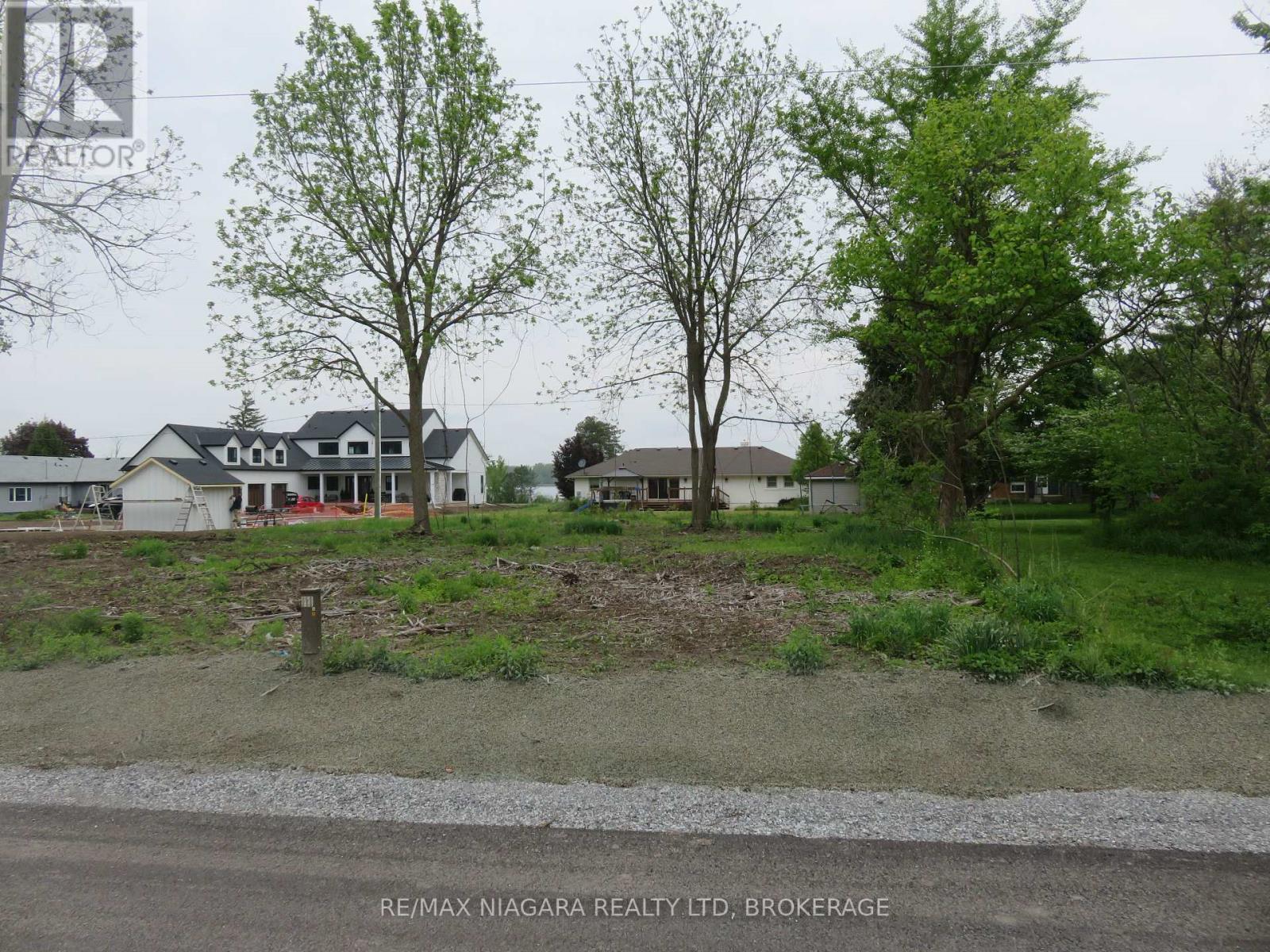 2156 Houck Cres, Fort Erie, ON L2A 5M4