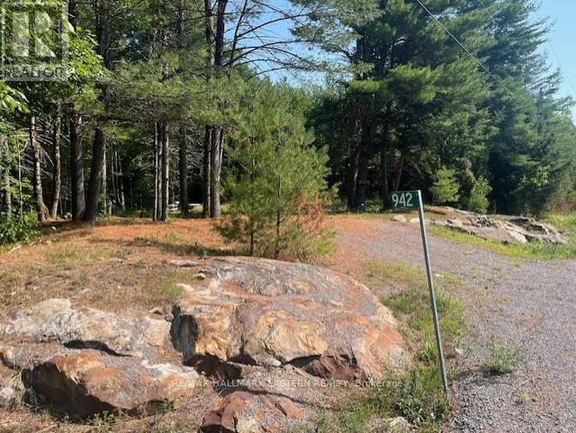 942 Balmer Rd, North Kawartha, ON K0L 1A0