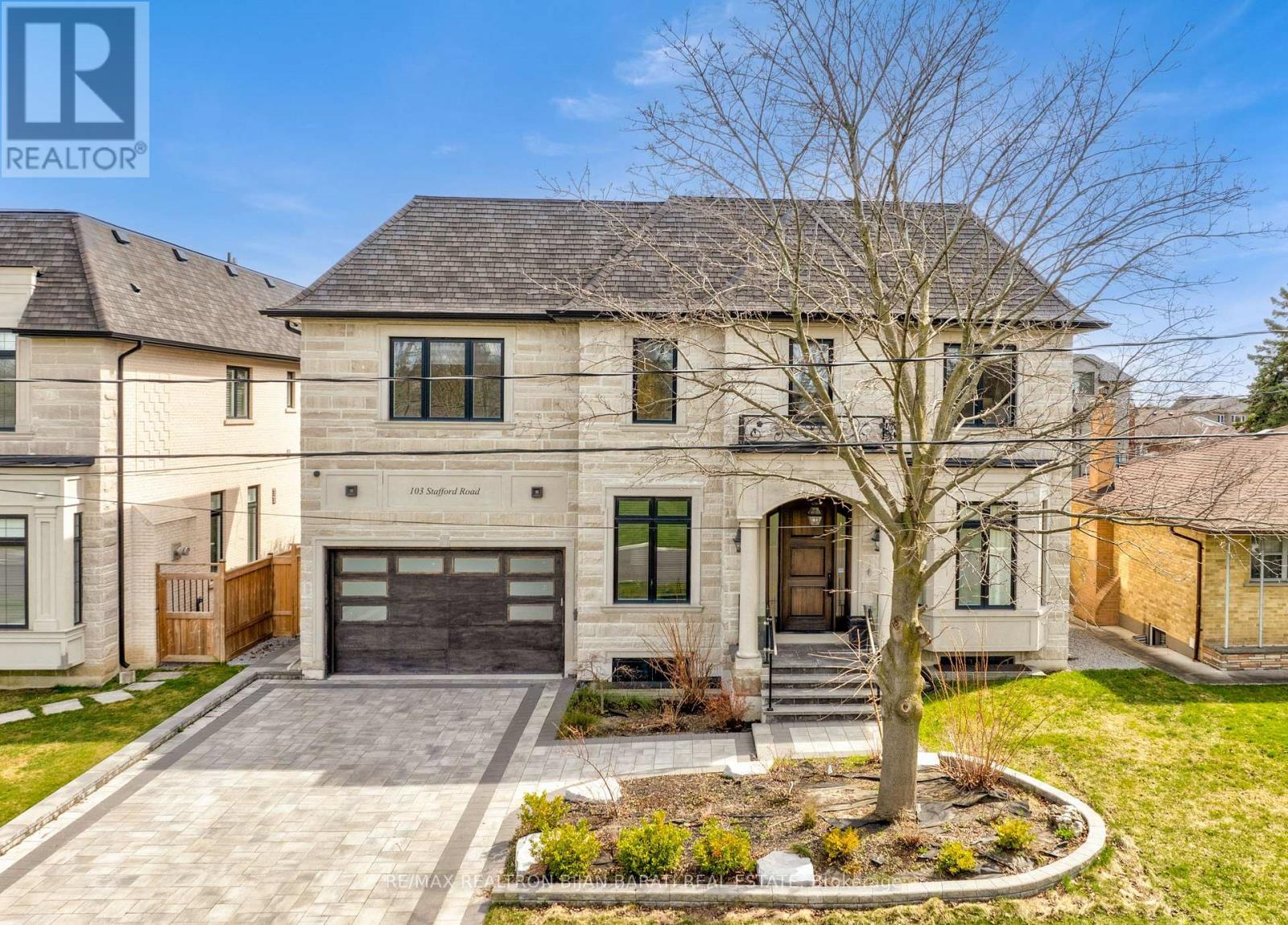 103 Stafford Rd, Toronto, ON M2R 1V5