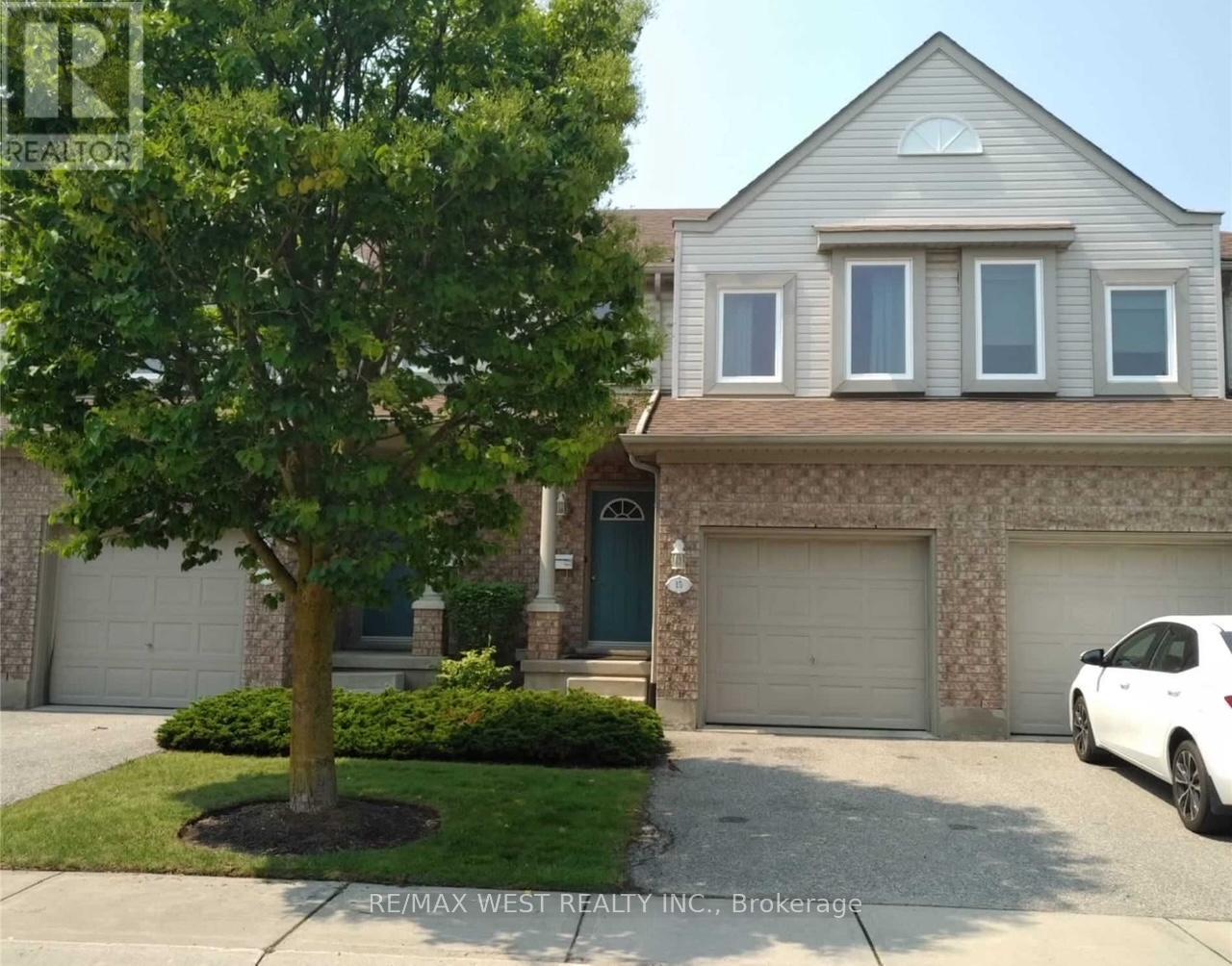 15 Roehampton Cres, Guelph, ON N1L 1M8