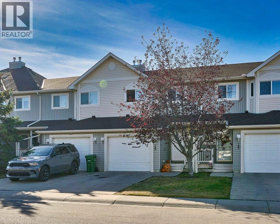165 Bayside Pt SW, Airdrie, AB T4B 2Z2