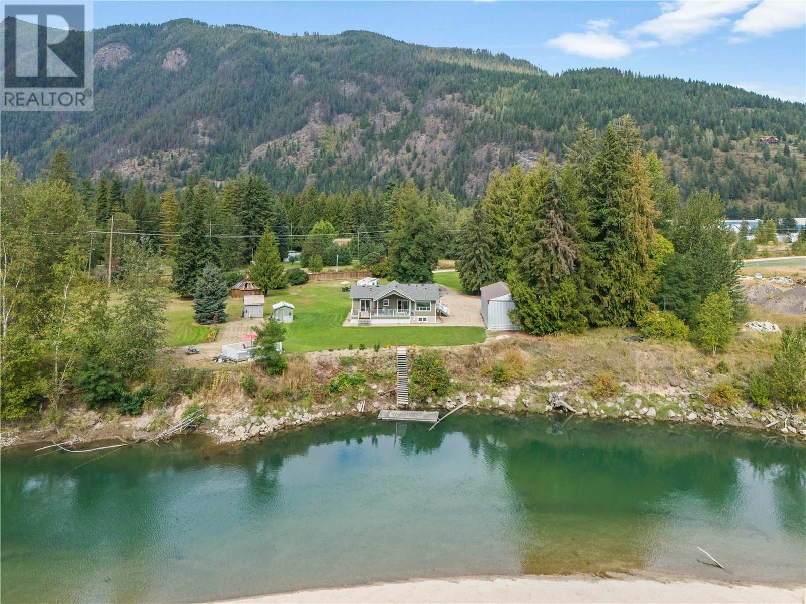 421 Hillier Rd, Sicamous, BC V0E 2V4