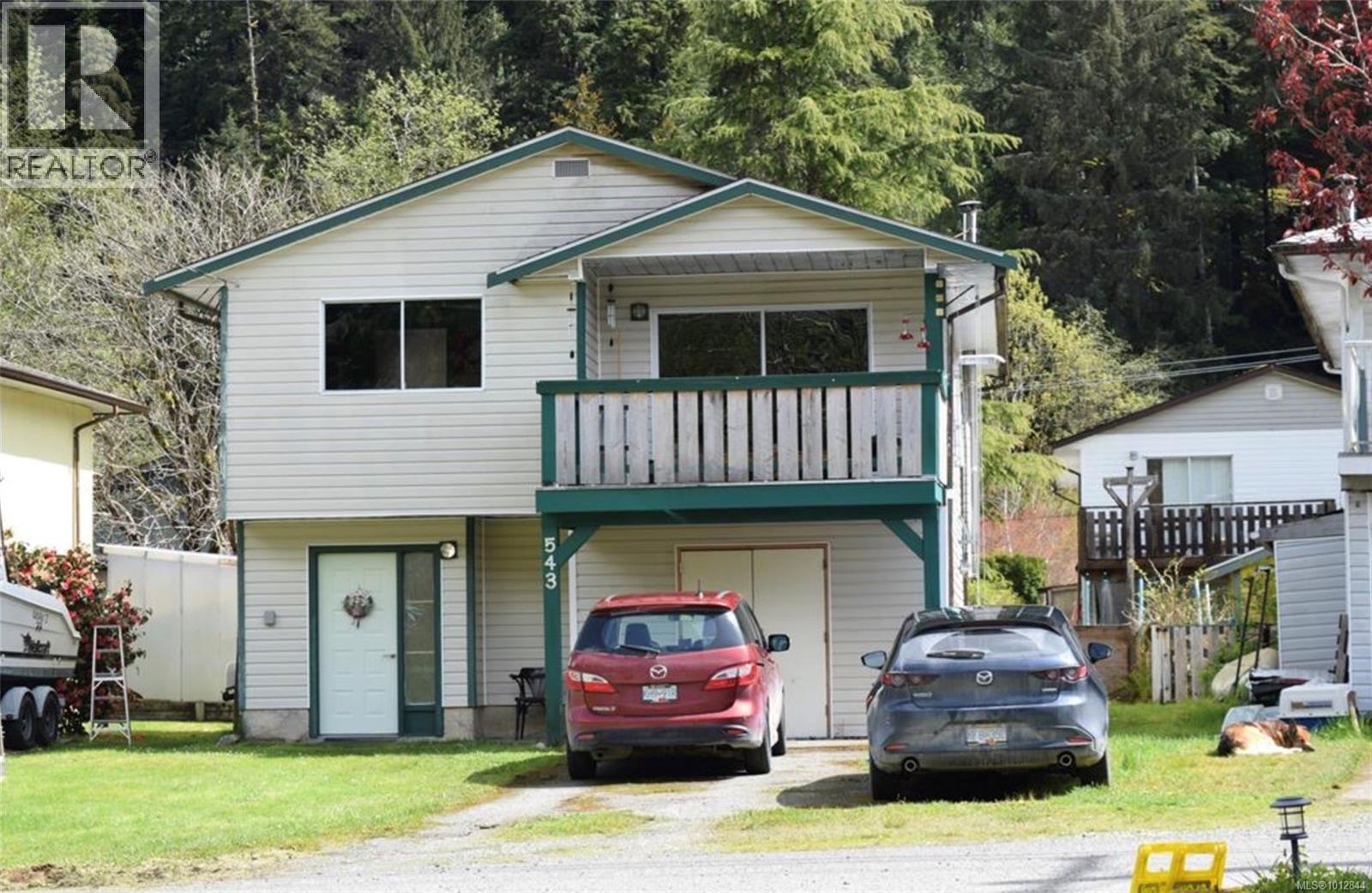 543 Maquinna Dr N, Tahsis, BC V0P 1X0