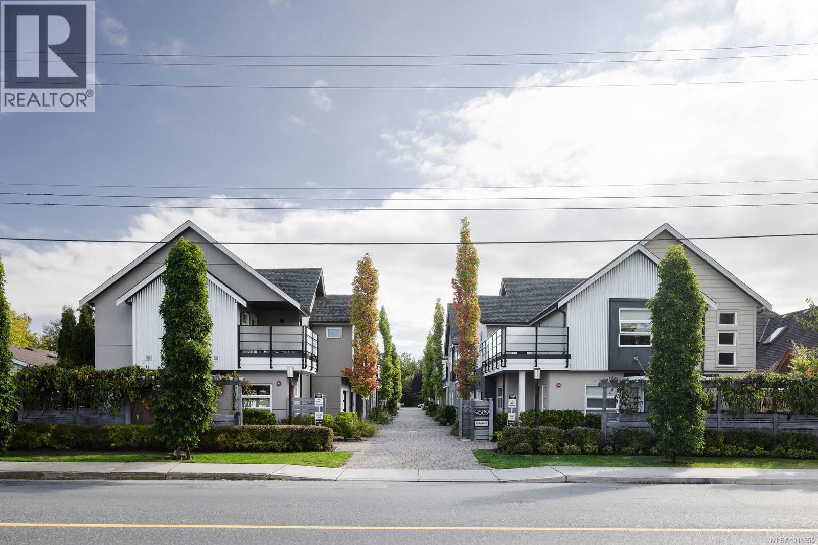 9889 Seventh St Unit 11 St, Sidney, BC V8L 2V8