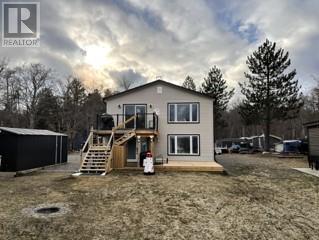 8 Frenchmans Bay #a, Wahnapitae, ON P0M 3C0