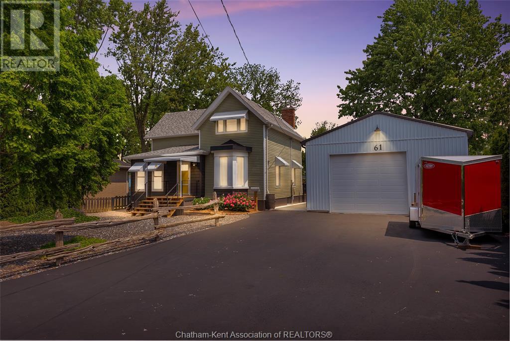 61 Delaware Ave, Chatham-Kent, ON N7L 2W3
