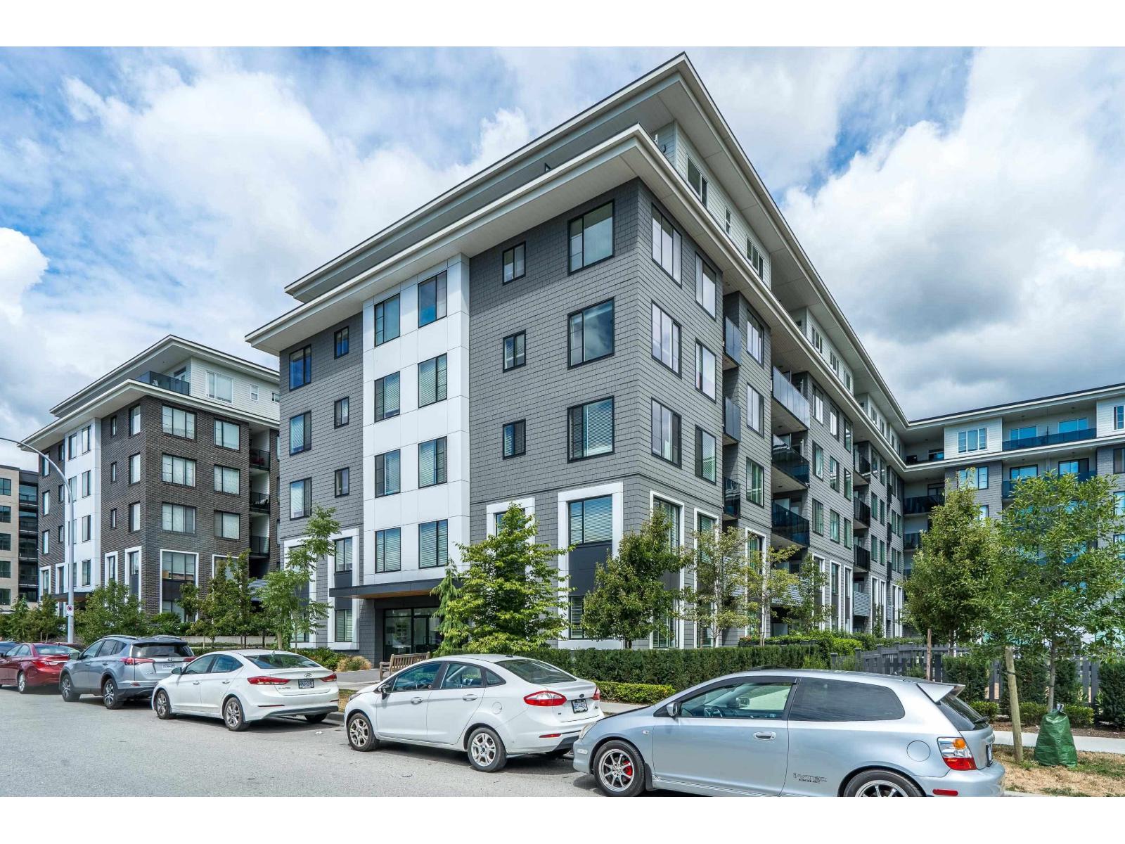 15825 85 Avenue Unit 620, Surrey, BC V4N 6W9