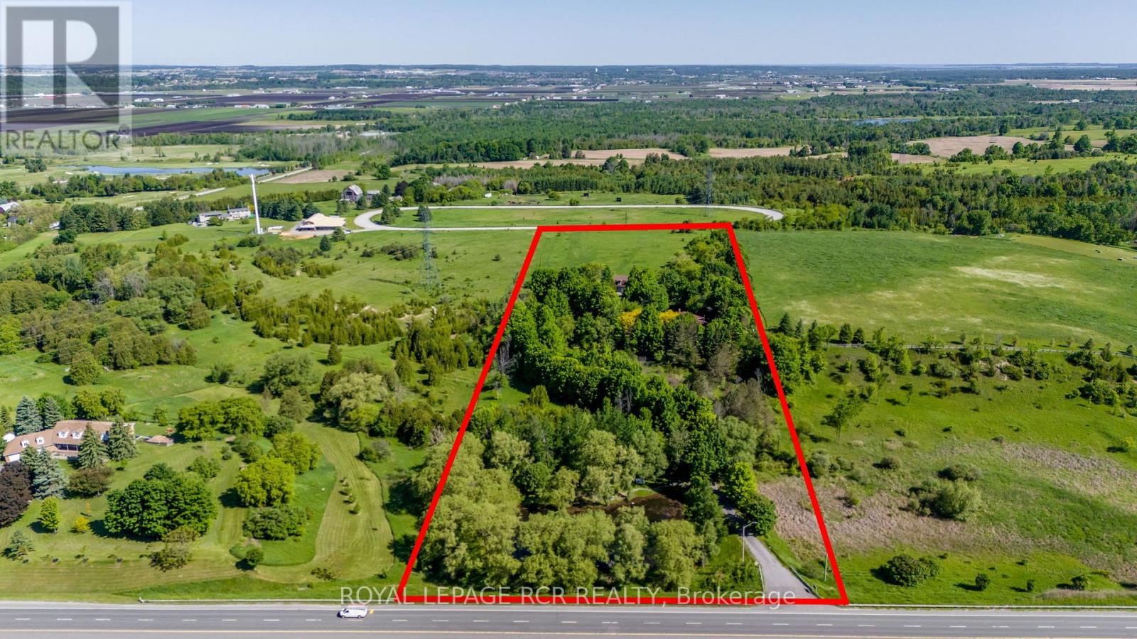 2100 Davis Dr W, King, ON L3Y 4V9