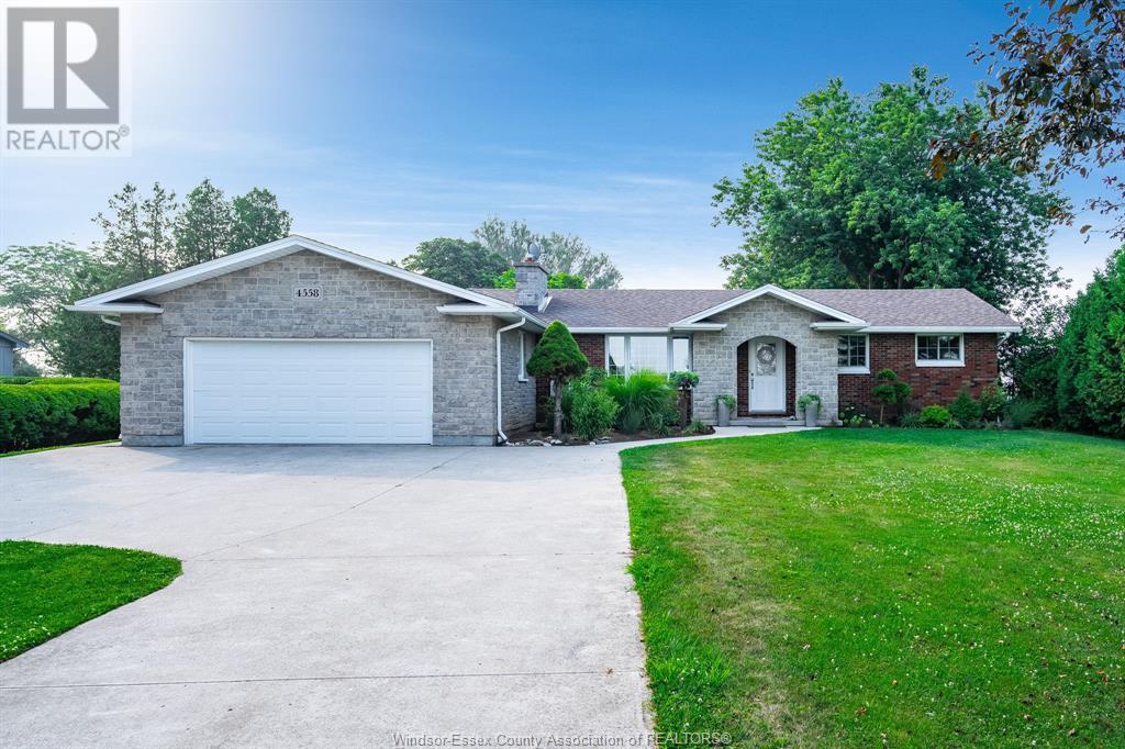 4558 Talbot Trl, Chatham-Kent, ON N0P 1W0