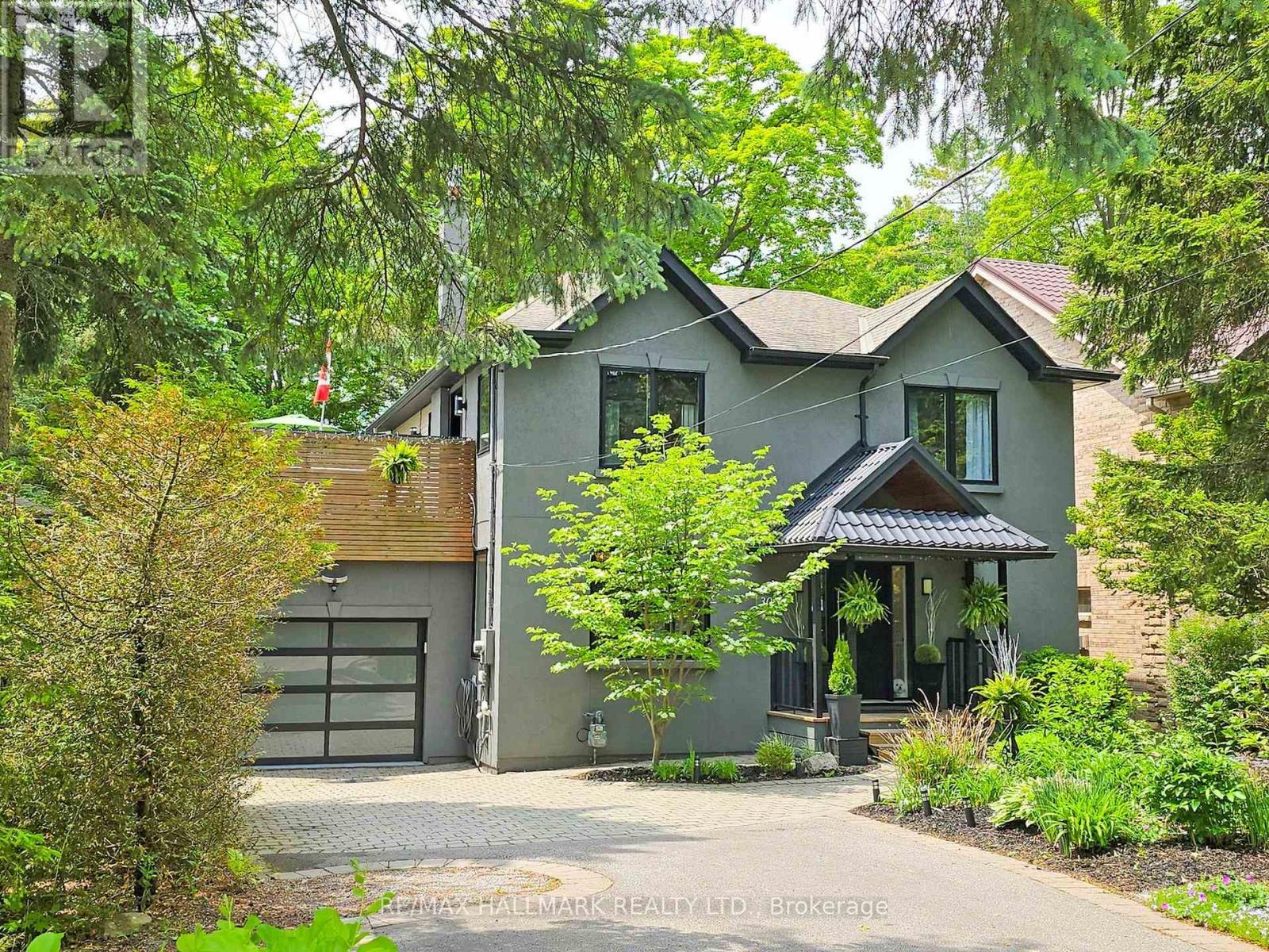 30 Larwood Blvd, Toronto, ON M1M 2M5