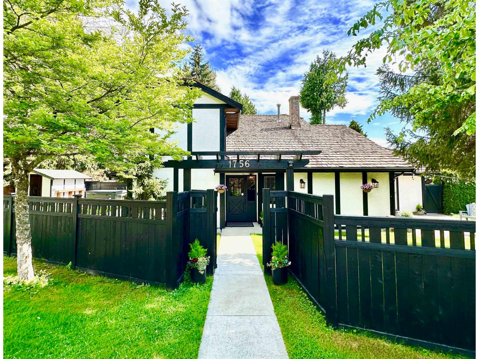 148 Street Unit 1756 #a, Surrey, BC V4A 6G5
