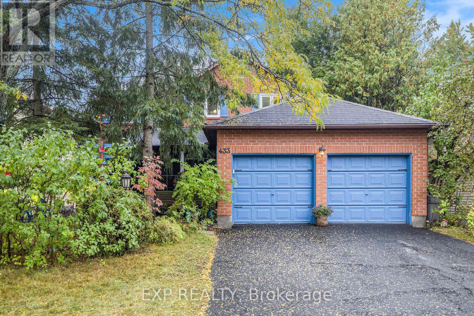 433 Pickford Dr, Ottawa, ON K2L 3R6